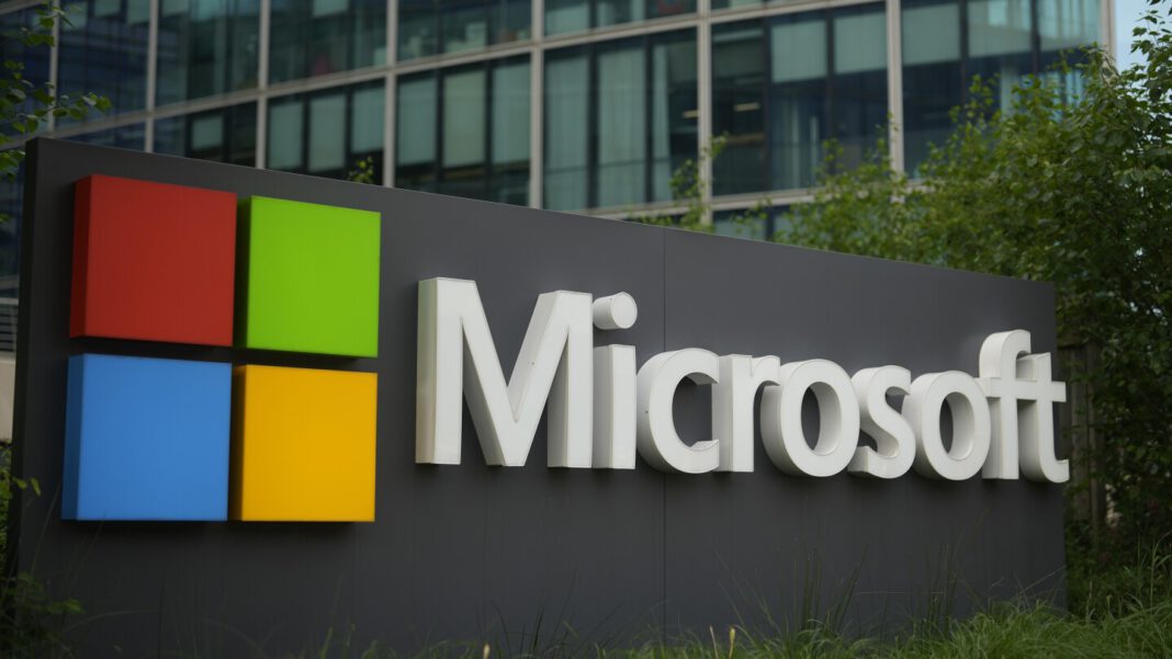 Microsoft users worldwide report widespread outages affecting banks, airlines and broadcasters
