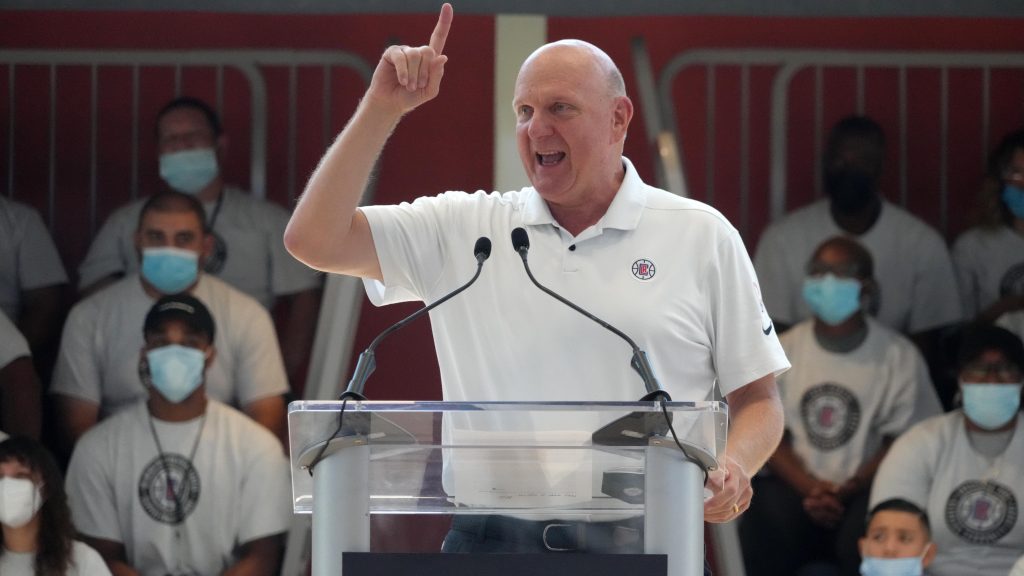 The Clippers’ new jumbotron has solved the NBA’s T-shirt cannon crisis