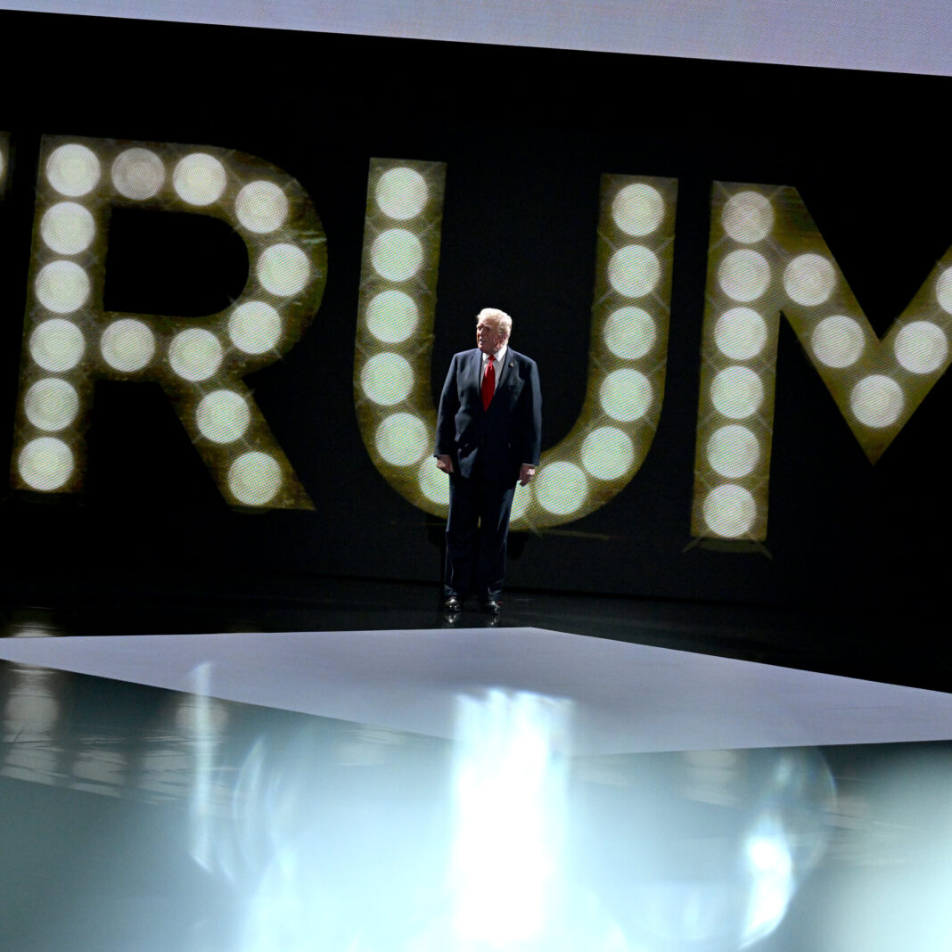 Trump, in R.N.C. Speech, Struggles to Turn Page on the Past