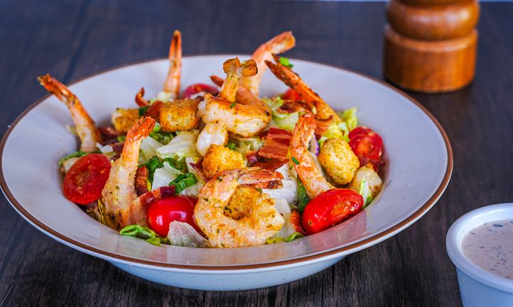Fox & Hound Bar & Grill Launches Exciting Summer Backyard Party Limited-Time Menu
