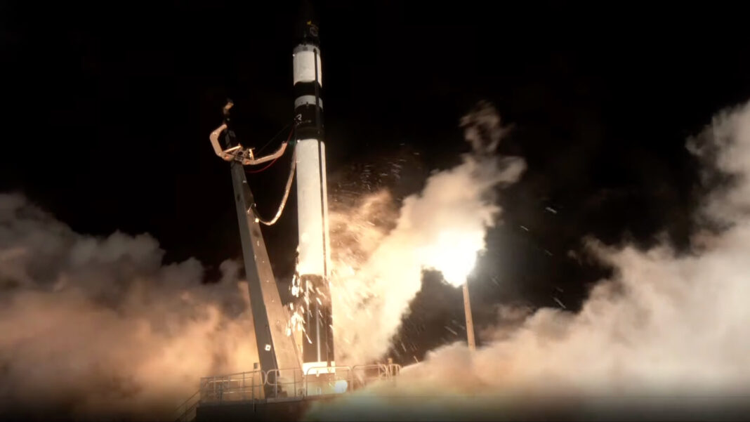rocket-lab-launches-sharp-eyed-private-radar-satellite-to-orbit.jpg Rocket Lab launches sharp-eyed private radar satellite to orbit