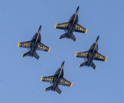 Dozens at Colorado Spring’s sold-out airshow treated for heat-related illness
