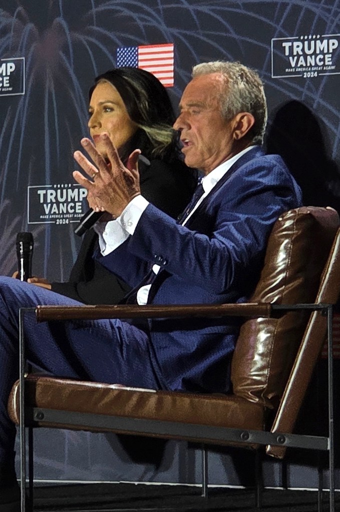 RFK Jr. wears wedding ring at Vegas event as wife Cheryl Hines spotted without hers in first public outing amid his ‘sexting’ scandal