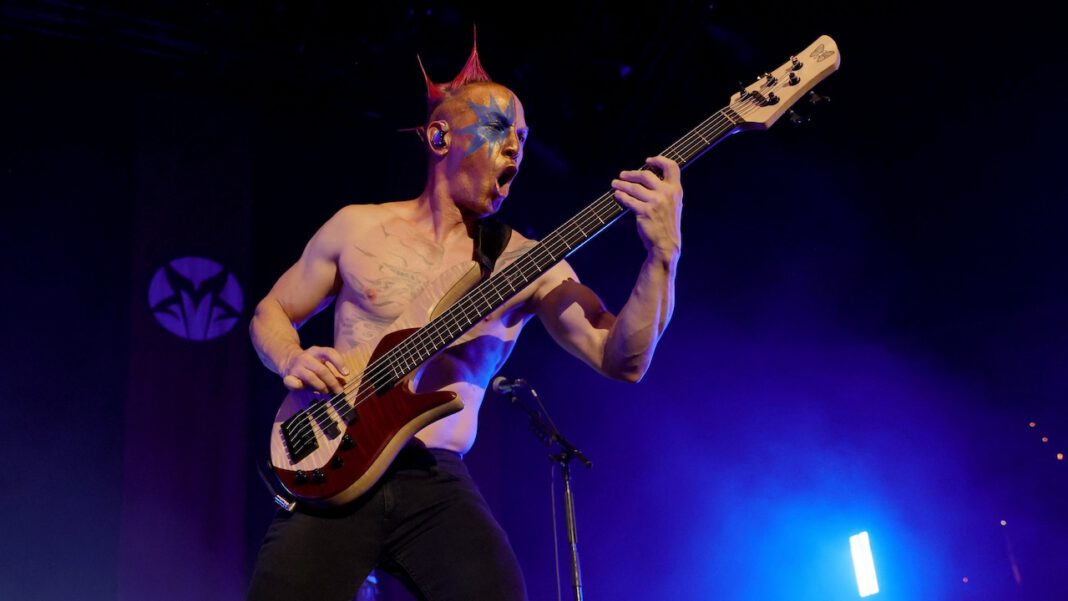 its-sloppy-and-out-of-tune-but-it-seems-to-benefit-the-track-how-ryan-martinie-redefined-m66f0261a53bab.jpg “It’s sloppy and out of tune, but it seems to benefit the track”: How Ryan Martinie redefined metal bass playing for a new generation with Mudvayne