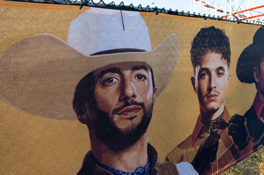 the-story-behind-the-goodbye-daniel-ricciardo-books-of-the-us-grand-prix.jpg The story behind the “Goodbye Daniel Ricciardo” books of the U.S. Grand Prix