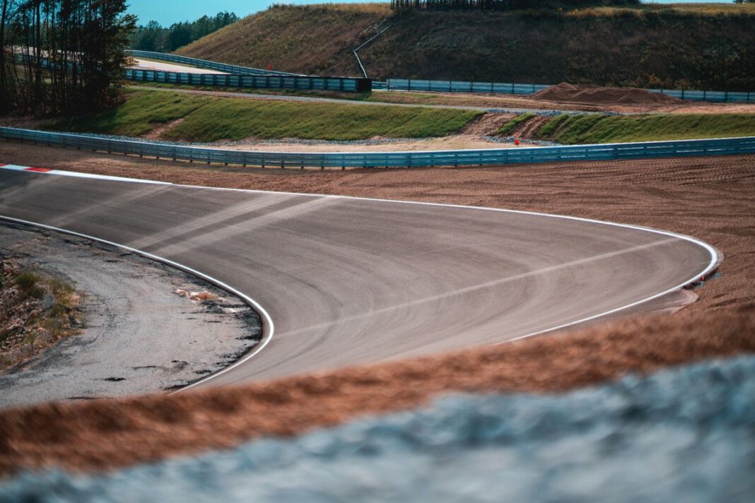 flatrock-motorsports-park-with-30-degree-banked-turn-officially-opens.jpg Flatrock Motorsports Park with 30-degree banked turn officially opens