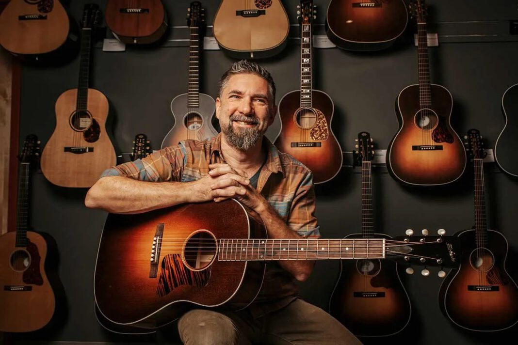 dale-fairbanks-blends-his-jazz-background-with-a-passion-for-crafting-vintage-inspired-guitars.jpg Dale Fairbanks Blends His Jazz Background with a Passion for Crafting Vintage-Inspired GuitarsĀ