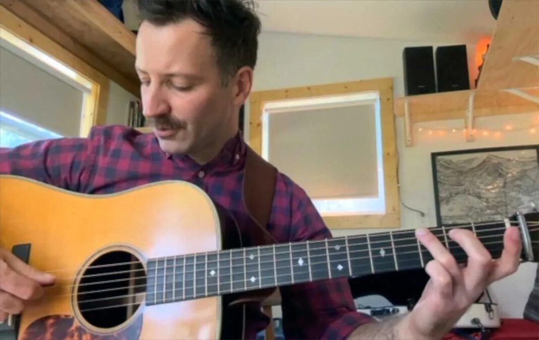 learn-to-flatpick-melody-and-chords-with-ill-fly-away.jpg Learn to Flatpick Melody and Chords with “I’ll Fly Away”