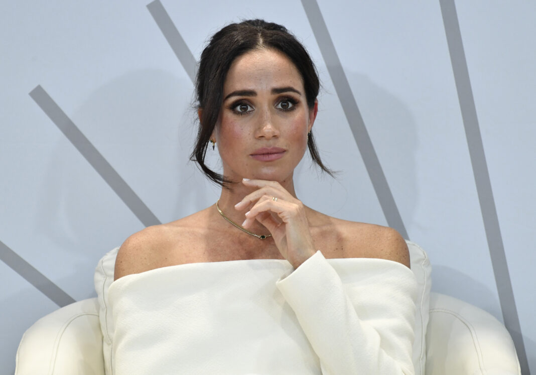difficult-meghan-markle-given-brutal-nickname-by-palace-employees-sick-of-her-demanding-be67a52746c03ee.jpg ‘Difficult’ Meghan Markle given brutal nickname by palace employees sick of her demanding behavior: royal staffers