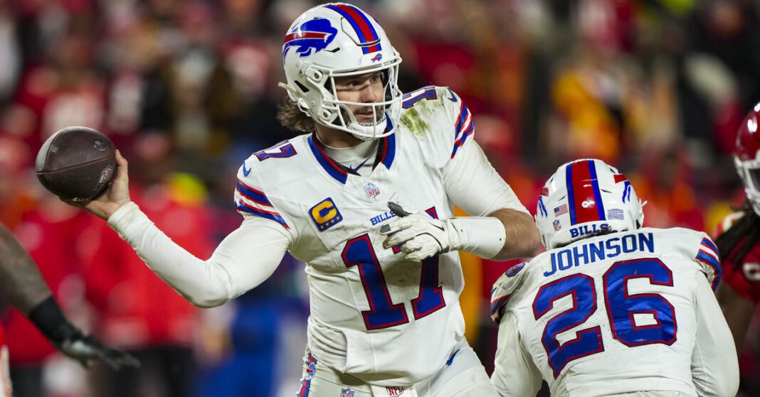Josh Allen a fan favorite among Jordan Spieth, PGA Tour pros at Phoenix Open
