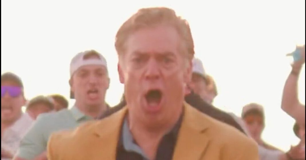 happy-gilmores-christopher-mcdonald-re-enacts-hilarious-shooter-mcgavin-scene-at-phoenix-open.jpeg Happy Gilmoreās Christopher McDonald re-enacts hilarious Shooter McGavin scene at Phoenix Open