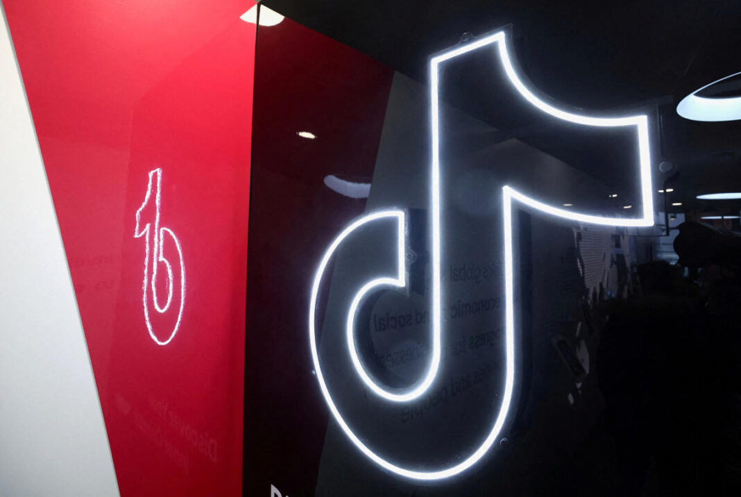 tiktok-advises-android-users-in-the-us-to-sideload-the-app.jpg TikTok advises Android users in the US to sideload the app