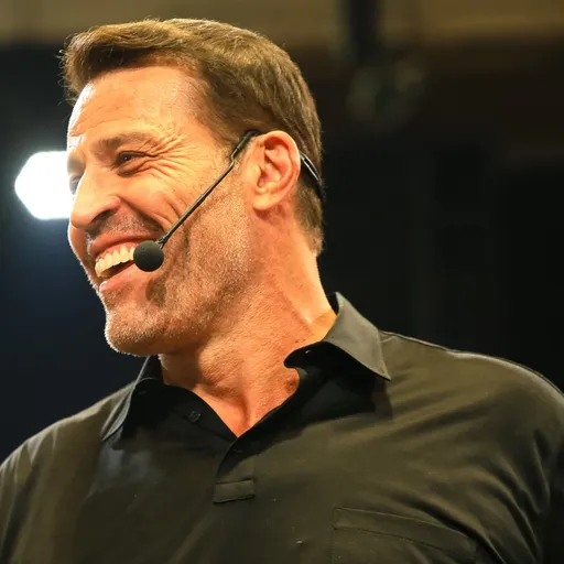 Tony Robbins’ Time to Rise Summit Delivers Hope Amidst California Fire Damage
