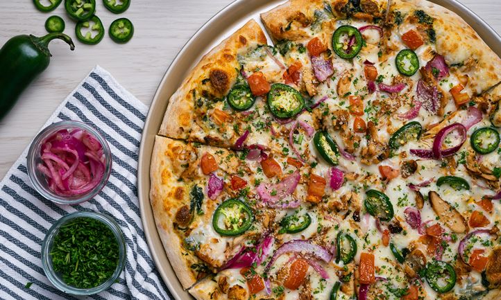 Old Chicago Pizza + Taproom Turns Up the Flavor with All-new OC Cantina Menu and Cinco Beer Tour