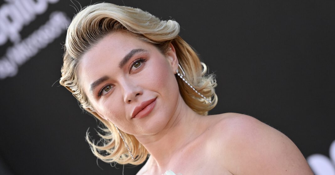 florence-pughs-mixie-haircut-feels-so-nostalgic-yet-so-cool.jpg Florence Pugh’s “Mixie” Haircut Feels So Nostalgic (Yet So Cool)