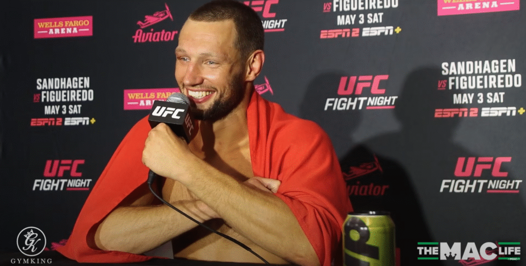 de-ridder-defends-nickal-amid-ufc-iowa-criticism.png De Ridder defends Nickal amid UFC Iowa criticism