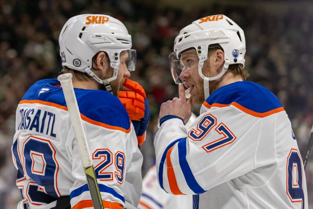 ex-canucks-hc-rick-tocchet-discloses-tactics-used-to-shut-down-oilers-explosive-star-duo-c682121c3e1f8c.jpg Ex-Canucks HC Rick Tocchet Discloses Tactics Used To Shut Down Oilers’ Explosive Star Duo Connor McDavid and Leon Draisaitl