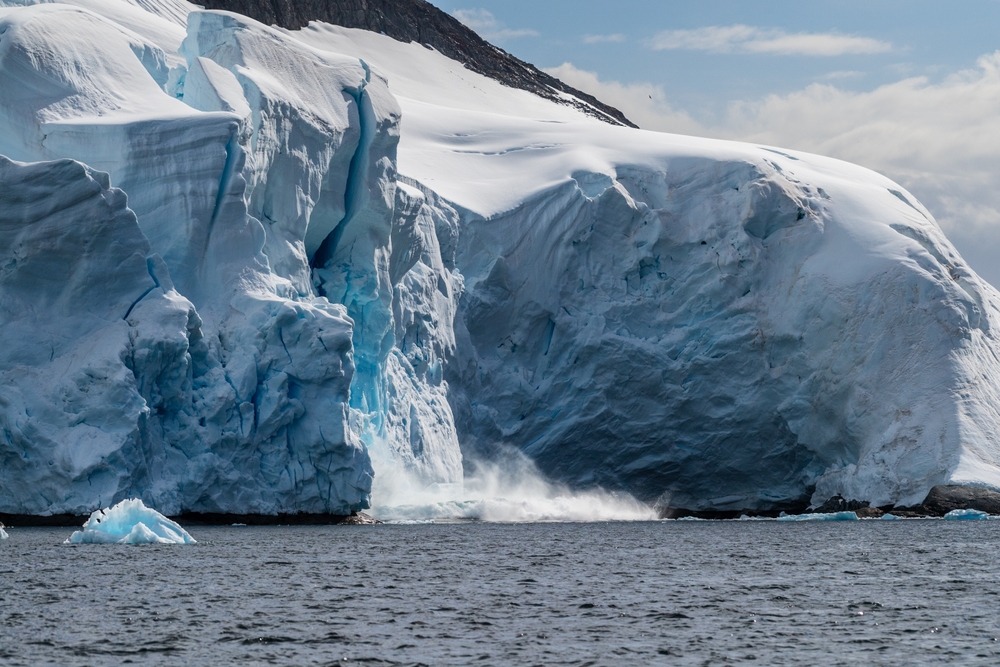 the-largest-mountain-range-no-one-has-seen-lives-under-antarcticas-ice-sheets.jpg The Largest Mountain Range No One Has Seen Lives Under Antarctica’s Ice Sheets
